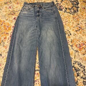 American Eagle Baggy Mom Jeans